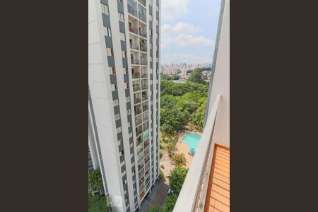 Apartamento para alugar com 60m², 2 quartos e 2 vagasVaranda