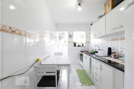 Apartamento à venda com 56m², 2 quartos e 1 vagaCozinha - Armários