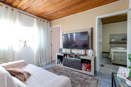 Casa para alugar com 2 quartos, 57m² em Vila Nivi, São Paulo