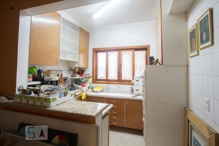 Casa à venda com 270m², 2 quartos e 2 vagasCozinha Casa 2