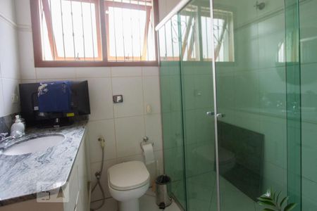 Casa à venda com 270m², 2 quartos e 2 vagasBanheiro
