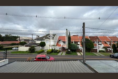 Vista do Quarto 1 de casa para alugar com 3 quartos, 110m² em Vista Alegre, Curitiba