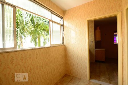 Apartamento para alugar com 96m², 2 quartos e 1 vagaÁrea de Serviço