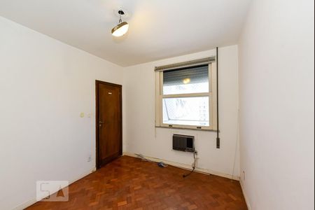 Quarto 1 de apartamento para alugar com 3 quartos, 139m² em Copacabana, Rio de Janeiro