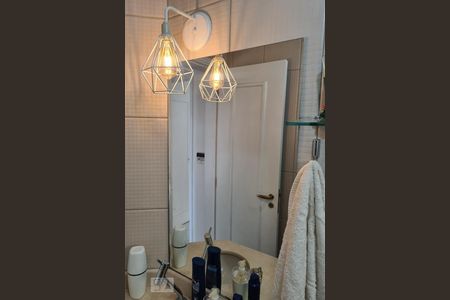 Apartamento para alugar com 62m², 2 quartos e 1 vagaDetalhe Banheiro