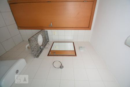 Apartamento para alugar com 62m², 2 quartos e 2 vagasBanheiro