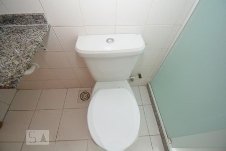 Apartamento para alugar com 62m², 2 quartos e 2 vagasBanheiro