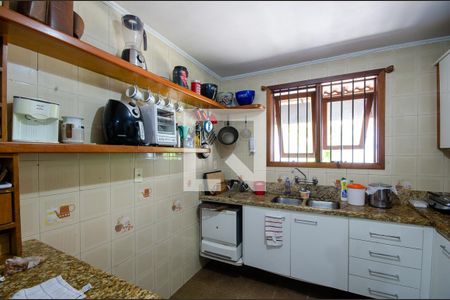 Casa à venda com 380m², 4 quartos e 3 vagasCozinha