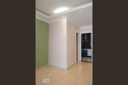 Sala de apartamento para alugar com 2 quartos, 55m² em Todos Os Santos, Rio de Janeiro