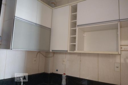 Apartamento para alugar com 55m², 2 quartos e sem vagaCozinha e Área de Serviço