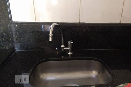 Apartamento para alugar com 55m², 2 quartos e sem vagaCozinha e Área de Serviço