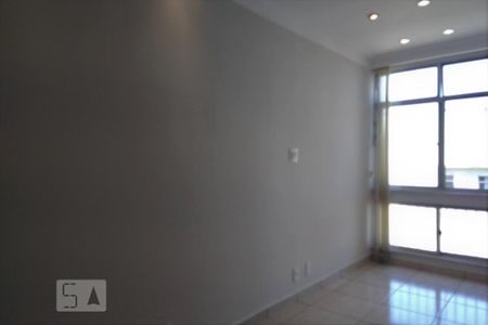 Sala de apartamento para alugar com 2 quartos, 55m² em Todos Os Santos, Rio de Janeiro