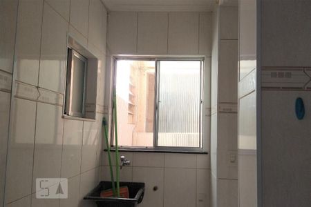 Apartamento para alugar com 55m², 2 quartos e sem vagaCozinha e Área de Serviço