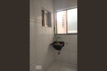Apartamento para alugar com 55m², 2 quartos e sem vagaCozinha e Área de Serviço