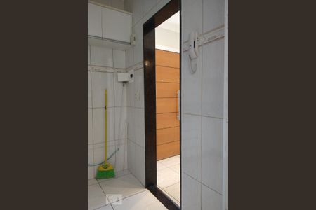 Apartamento para alugar com 55m², 2 quartos e sem vagaCozinha e Área de Serviço