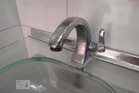 Apartamento para alugar com 55m², 2 quartos e sem vagaBanheiro - Torneira