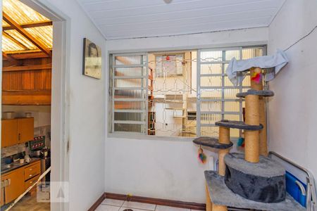 Sala  de casa à venda com 3 quartos, 200m² em Rubem Berta, Porto Alegre