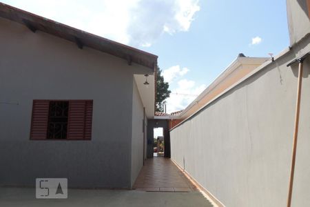 Casa para alugar com 194m², 3 quartos e 3 vagasQuintal