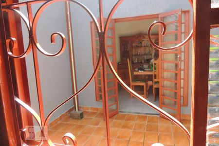 Casa para alugar com 194m², 3 quartos e 3 vagasVista