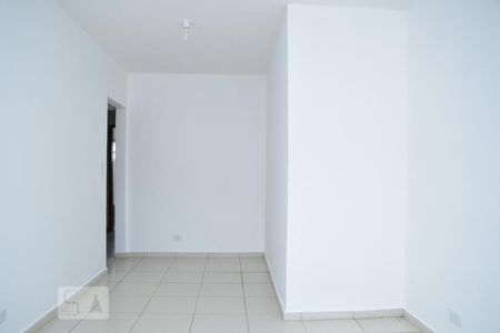 Sala de casa para alugar com 3 quartos, 135m² em Jardim Santa Maria, Cotia