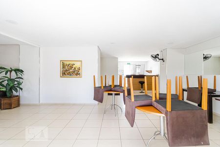Apartamento para alugar com 33m², 1 quarto e sem vaga Apartamento para alugar com 33m², 1 quarto e sem vagaSalão de Festas
