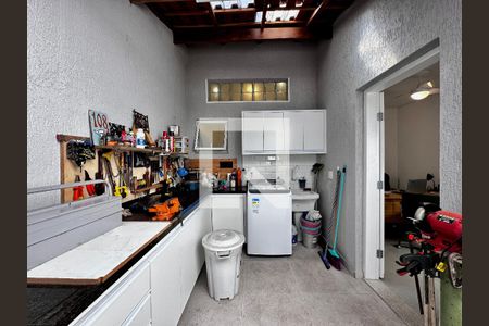 Casa à venda com 130m², 3 quartos e 2 vagasÁrea de Serviço