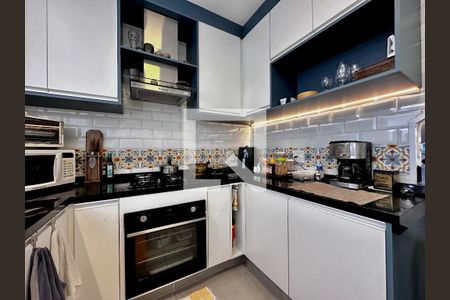 Casa à venda com 130m², 3 quartos e 2 vagasCozinha