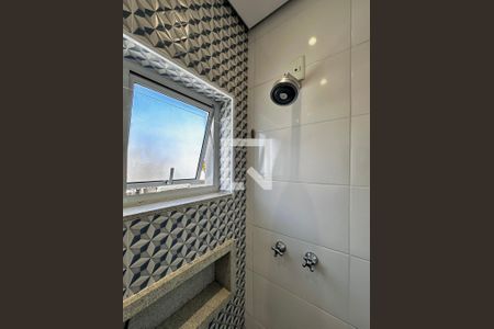 Casa à venda com 130m², 3 quartos e 2 vagasBanheiro Suíte 2