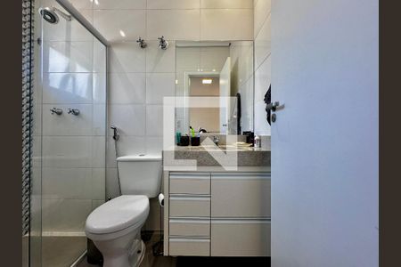 Casa à venda com 130m², 3 quartos e 2 vagasBanheiro Suíte 2
