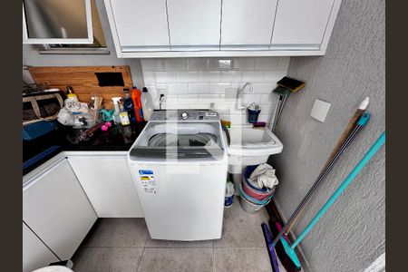 Casa à venda com 130m², 3 quartos e 2 vagasÁrea de Serviço