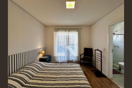 Casa à venda com 130m², 3 quartos e 2 vagasSuíte 2