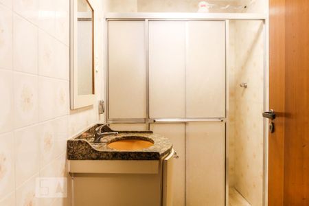 Apartamento à venda com 60m², 2 quartos e 1 vaga Apartamento à venda com 60m², 2 quartos e 1 vagaBanheiro