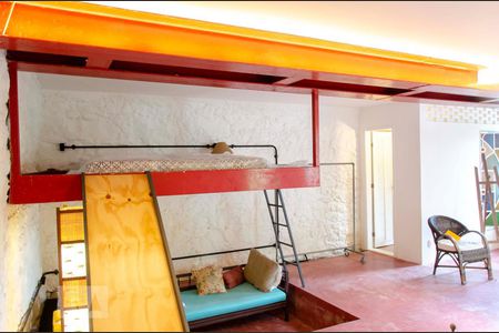 Casa para alugar com 55m², 1 quarto e 1 vaga Casa para alugar com 55m², 1 quarto e 1 vagaStudio