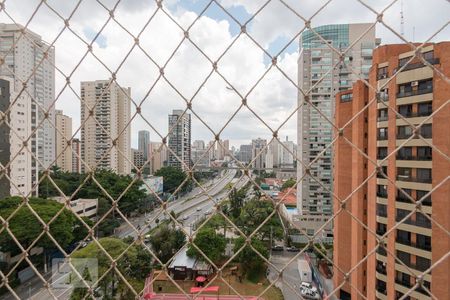 Vista da Janela da Sala de apartamento para alugar com 2 quartos, 60m² em Itaim Bibi, São Paulo