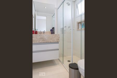 Apartamento à venda com 145m², 3 quartos e 3 vagasBanheiro da Suíte 2