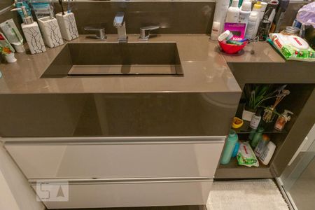 Apartamento à venda com 145m², 3 quartos e 3 vagasBanheiro da Suíte 1