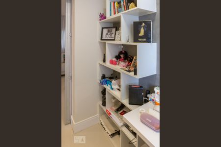 Apartamento à venda com 145m², 3 quartos e 3 vagasEscritório