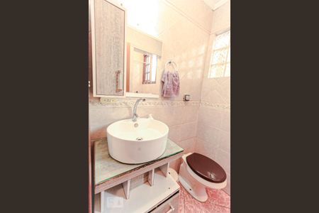 Casa à venda com 300m², 5 quartos e 5 vagasBanheiro 1