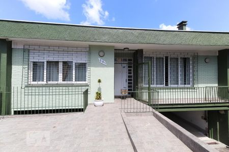 Casa à venda com 300m², 5 quartos e 5 vagasFachada