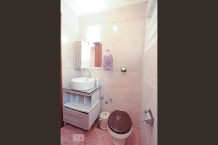 Casa à venda com 300m², 5 quartos e 5 vagasBanheiro 1