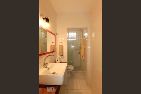 Casa à venda com 300m², 5 quartos e 5 vagasBanheiro 3