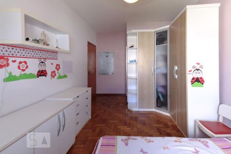 Casa à venda com 300m², 5 quartos e 5 vagasQuarto 2