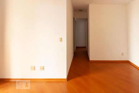 Sala de apartamento para alugar com 3 quartos, 65m² em Vila Lageado, São Paulo