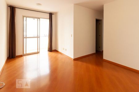Sala de apartamento para alugar com 3 quartos, 65m² em Vila Lageado, São Paulo