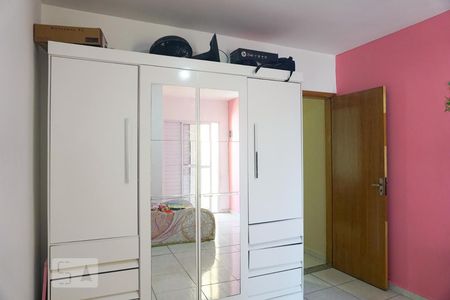 Suíte  de casa à venda com 3 quartos, 178m² em Vila União (zona Leste), São Paulo