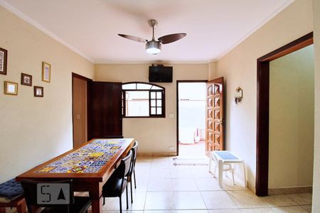 Casa à venda com 275m², 2 quartos e 3 vagasCozinha
