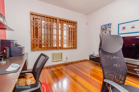 Casa para alugar com 420m², 4 quartos e 9 vagas Casa para alugar com 420m², 4 quartos e 9 vagasQuarto 2