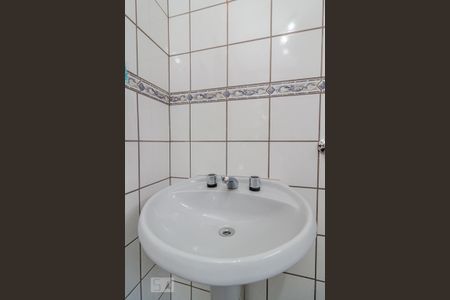 Casa para alugar com 420m², 4 quartos e 9 vagas Casa para alugar com 420m², 4 quartos e 9 vagasSuite