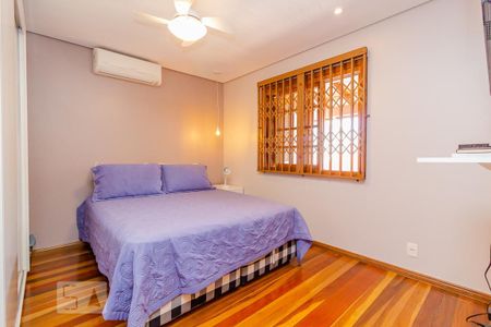 Casa para alugar com 420m², 4 quartos e 9 vagas Casa para alugar com 420m², 4 quartos e 9 vagasQuarto 1