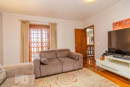 Casa para alugar com 420m², 4 quartos e 9 vagas Casa para alugar com 420m², 4 quartos e 9 vagasSala de estar